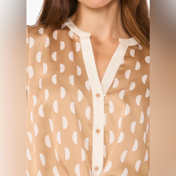 NWOT Halogen Bell Sleeve Button Down Silk Top Size Large - Picture 3 of 4